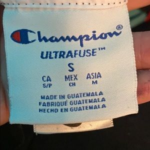 The hoodie is too small for me